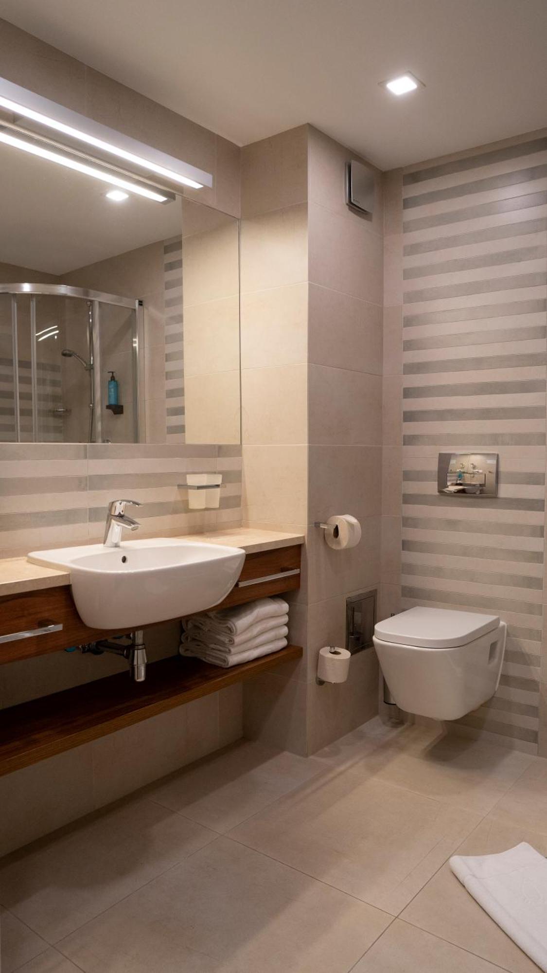 Hotel Wolin Miedzyzdroje Ngoại thất bức ảnh
